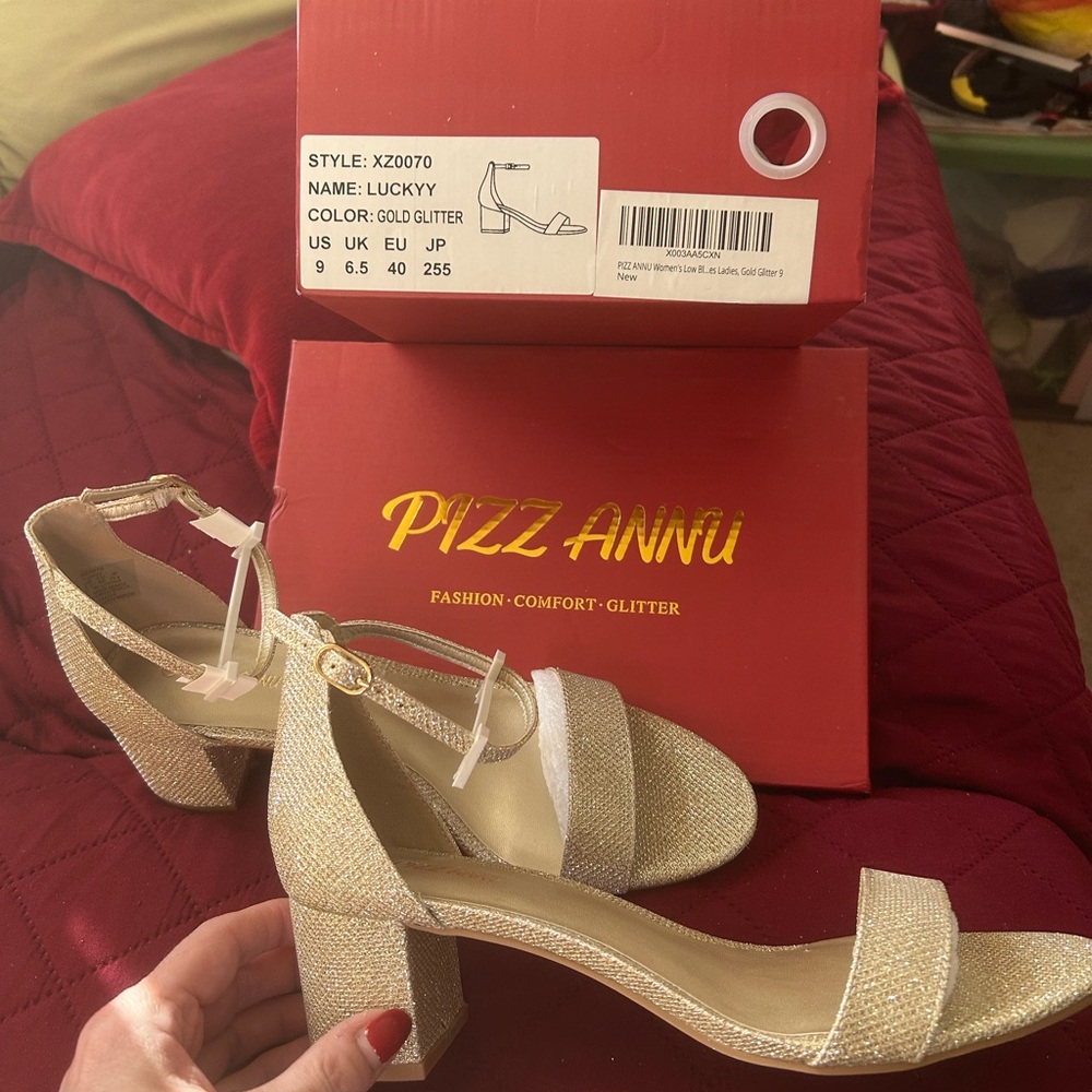 Gold sparkle stack dress shoes. Women’s US 9. Brand new-never worn.